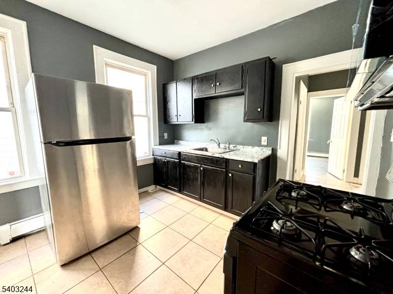 East Orange City, NJ 07018,150 Eppirt St