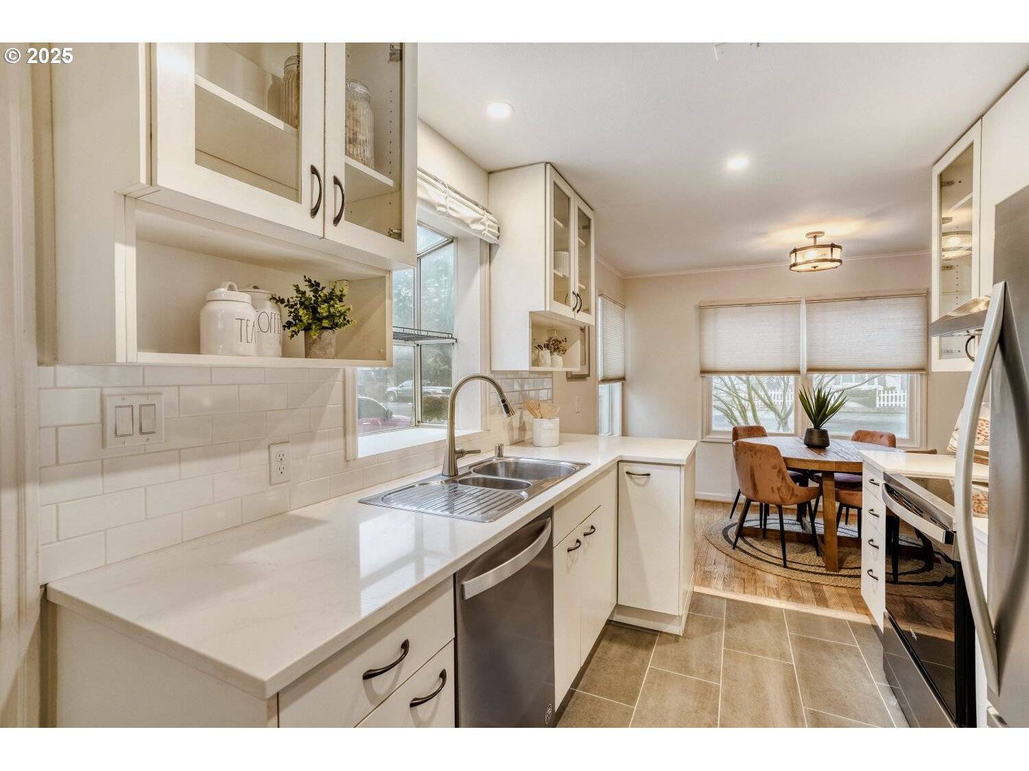 Vancouver, WA 98660,907 NW 44TH ST