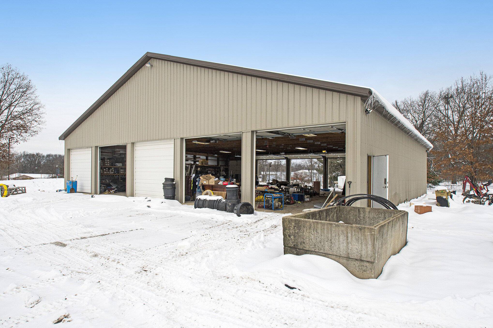 Niles, MI 49120,1115 State Line RD