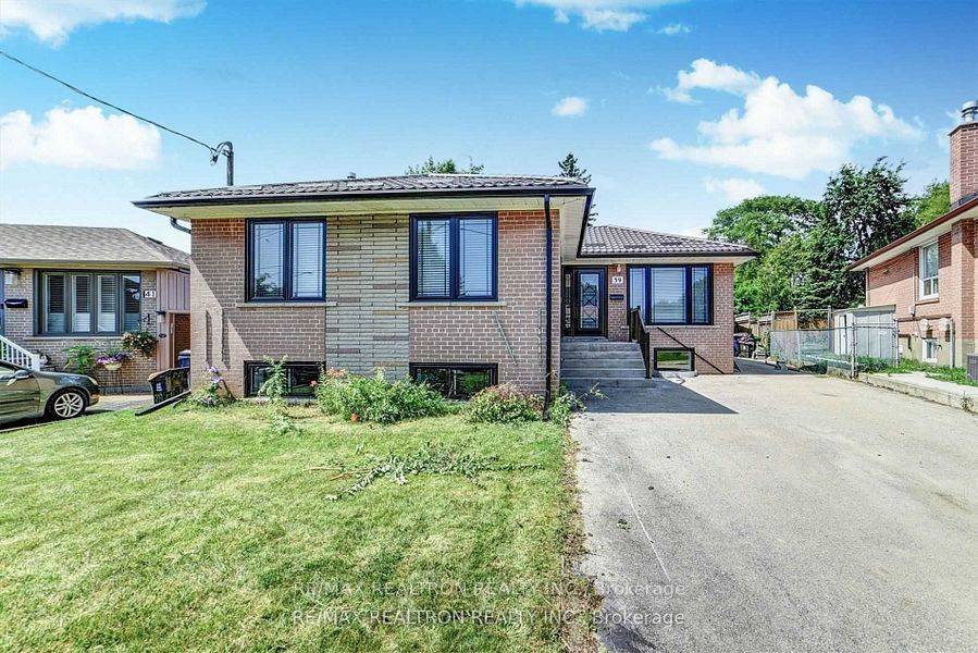 Toronto E09, ON M1H 2P4,39 Aveline CRES #Main