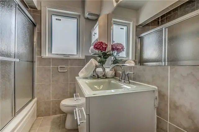 Toronto E09, ON M1G 3C6,24 Milford Haven DR #Main