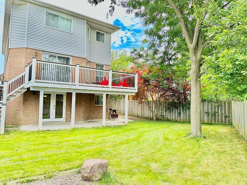 Clarington, ON L1E 2V2,90 Oke RD #Bsmt