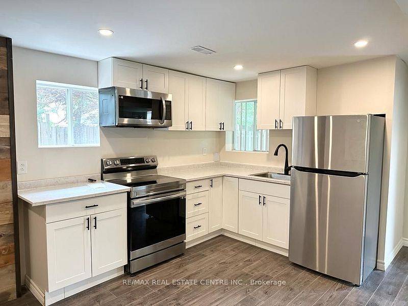 Clarington, ON L1E 2V2,90 Oke RD #Bsmt