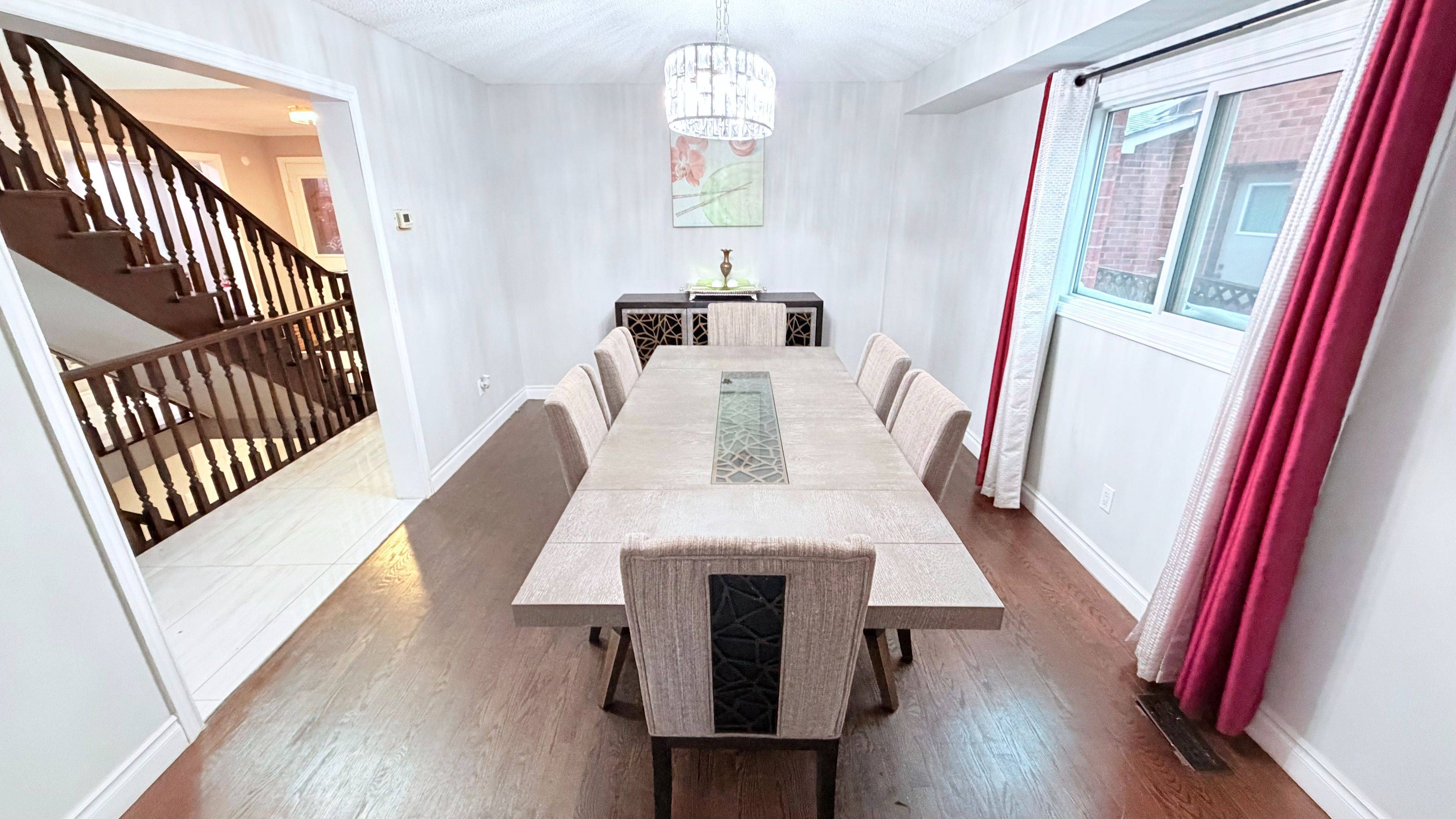 Whitby, ON L1R 1Y2,36 Ravenview DR