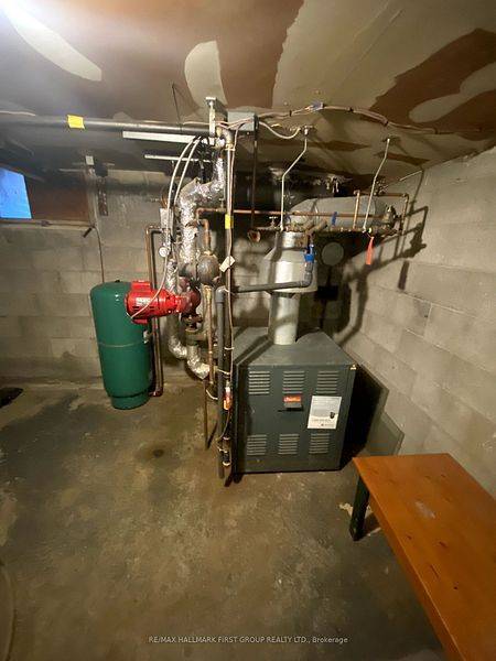 Oshawa, ON L1H 2L7,11 Fairbanks ST