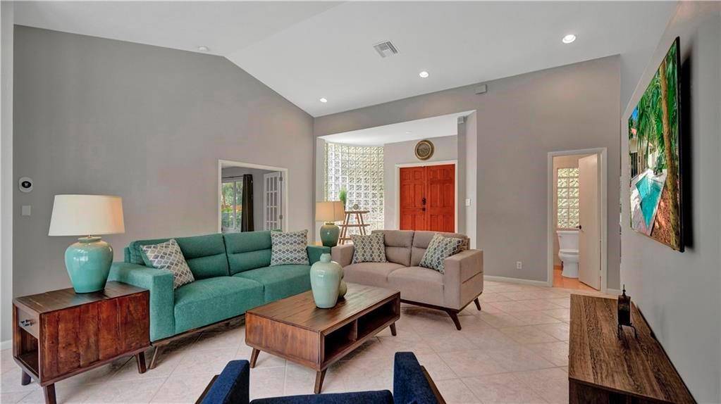 Fort Lauderdale, FL 33312,Address not disclosed