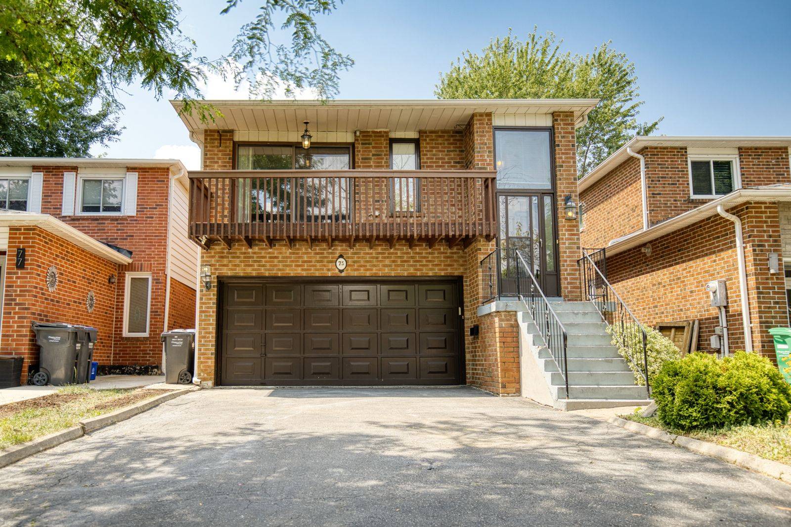 Brampton, ON L6Z 1S4,75 Lakecrest TRL