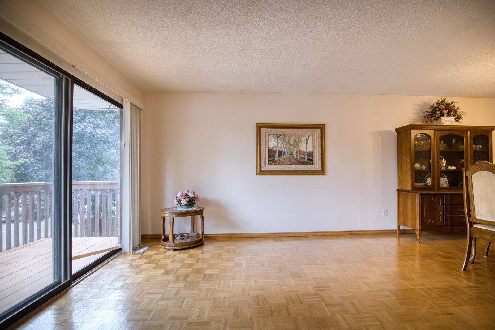 Brampton, ON L6Z 1S4,75 Lakecrest TRL