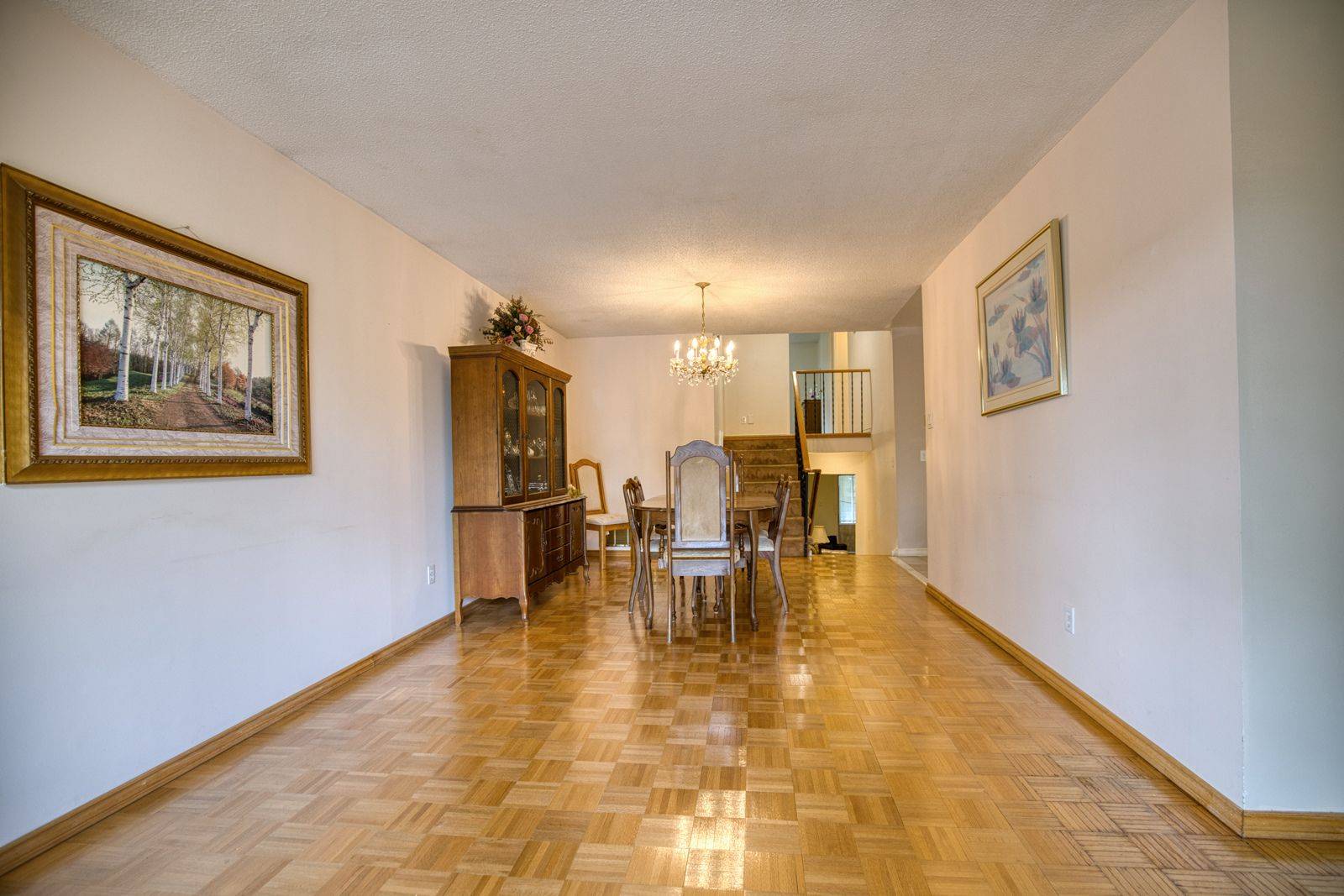 Brampton, ON L6Z 1S4,75 Lakecrest TRL