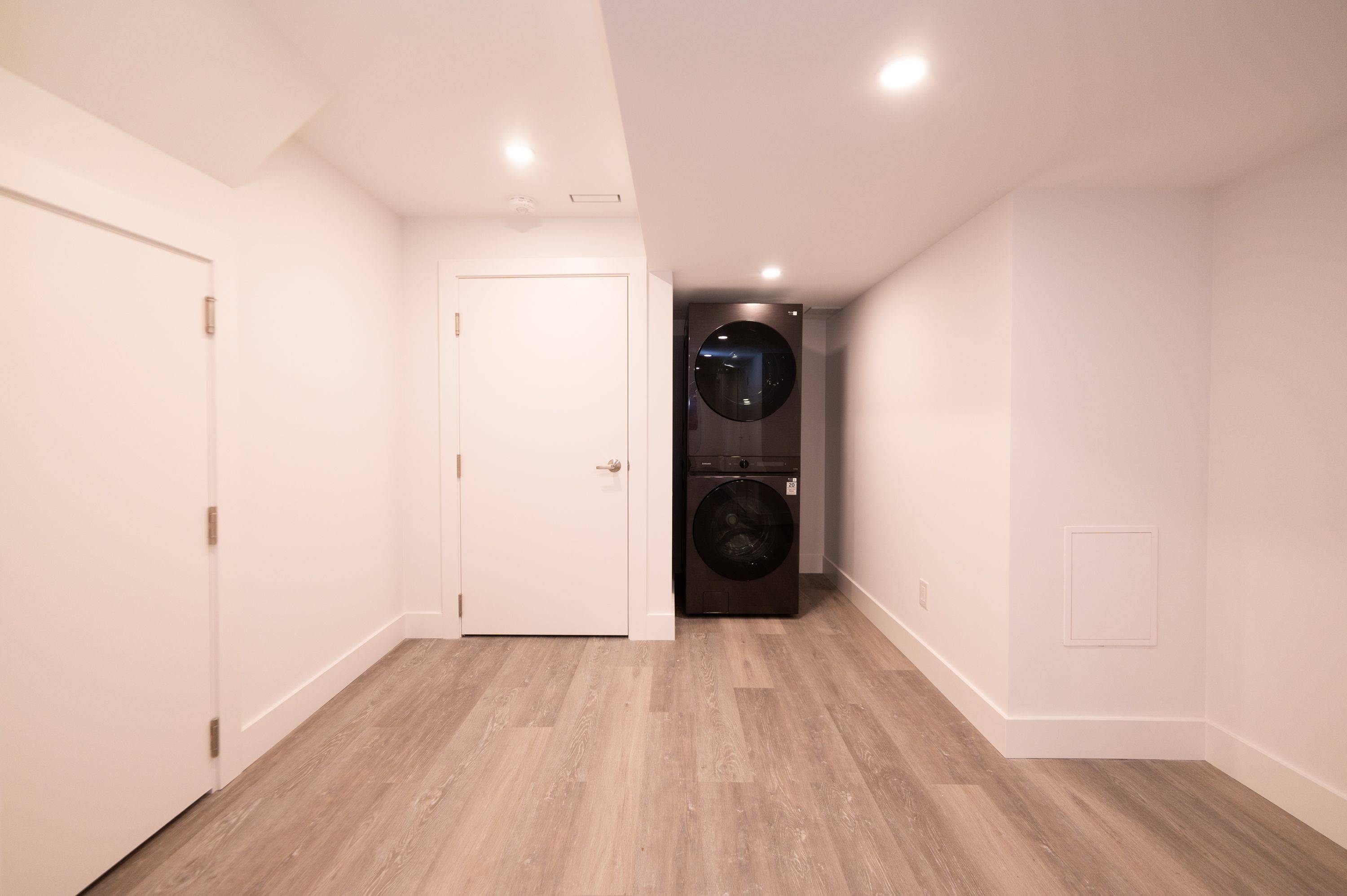 Oakville, ON L6M 0V8,296 Sixteen Mile DR #Basement