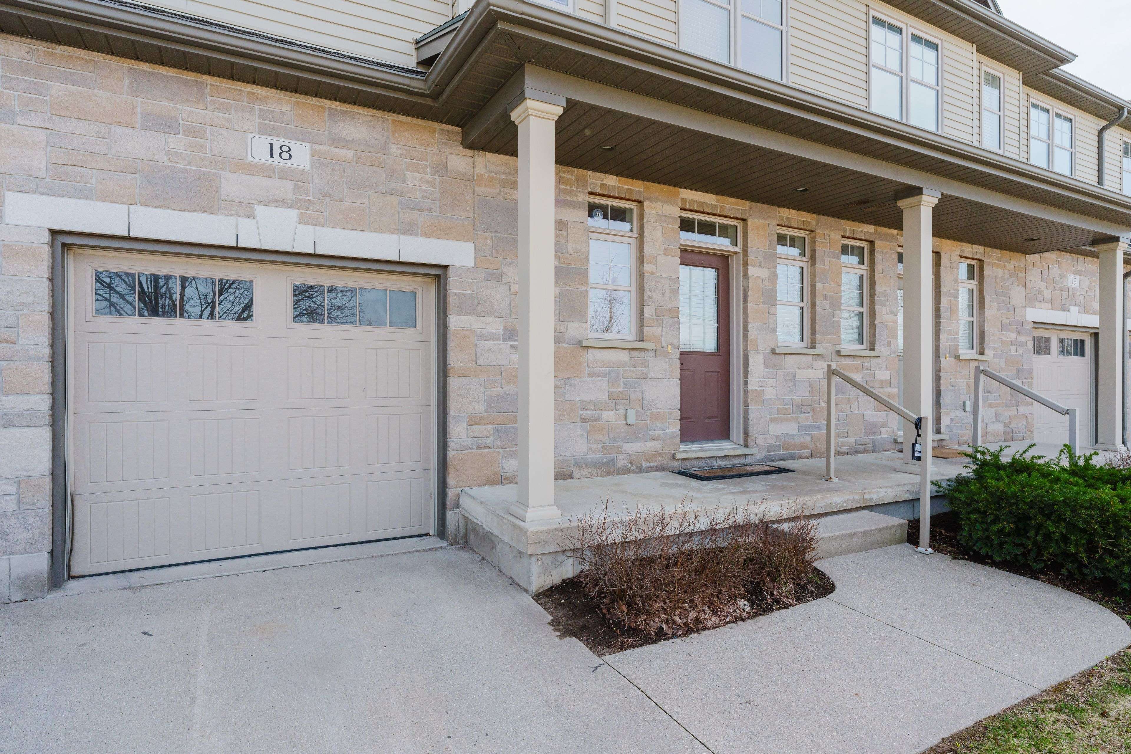 Saugeen Shores, ON N0H 2C3,935 Goderich ST N #18