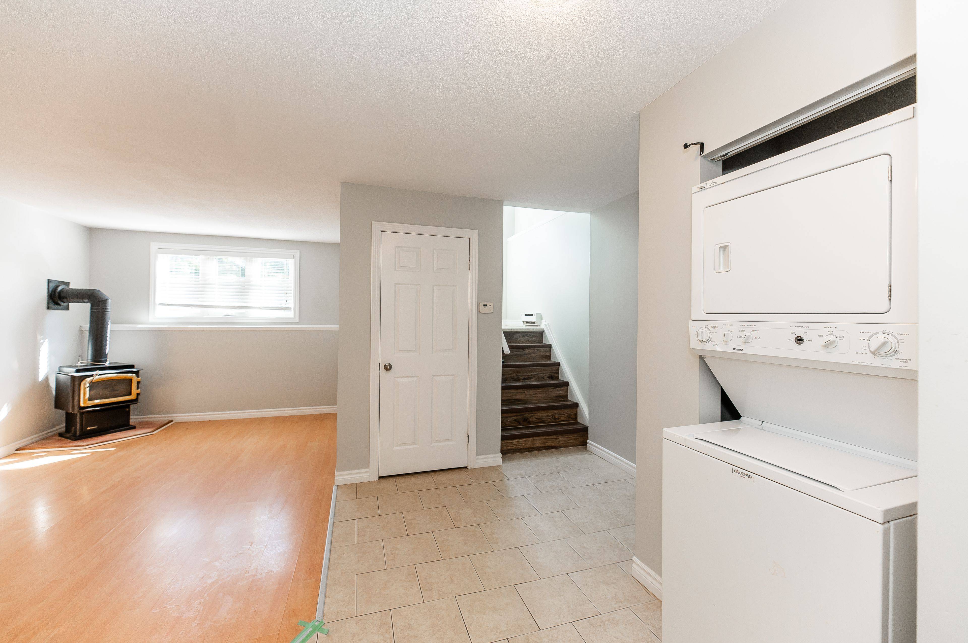 London South, ON N5Z 3L5,219 Emerson AVE #1