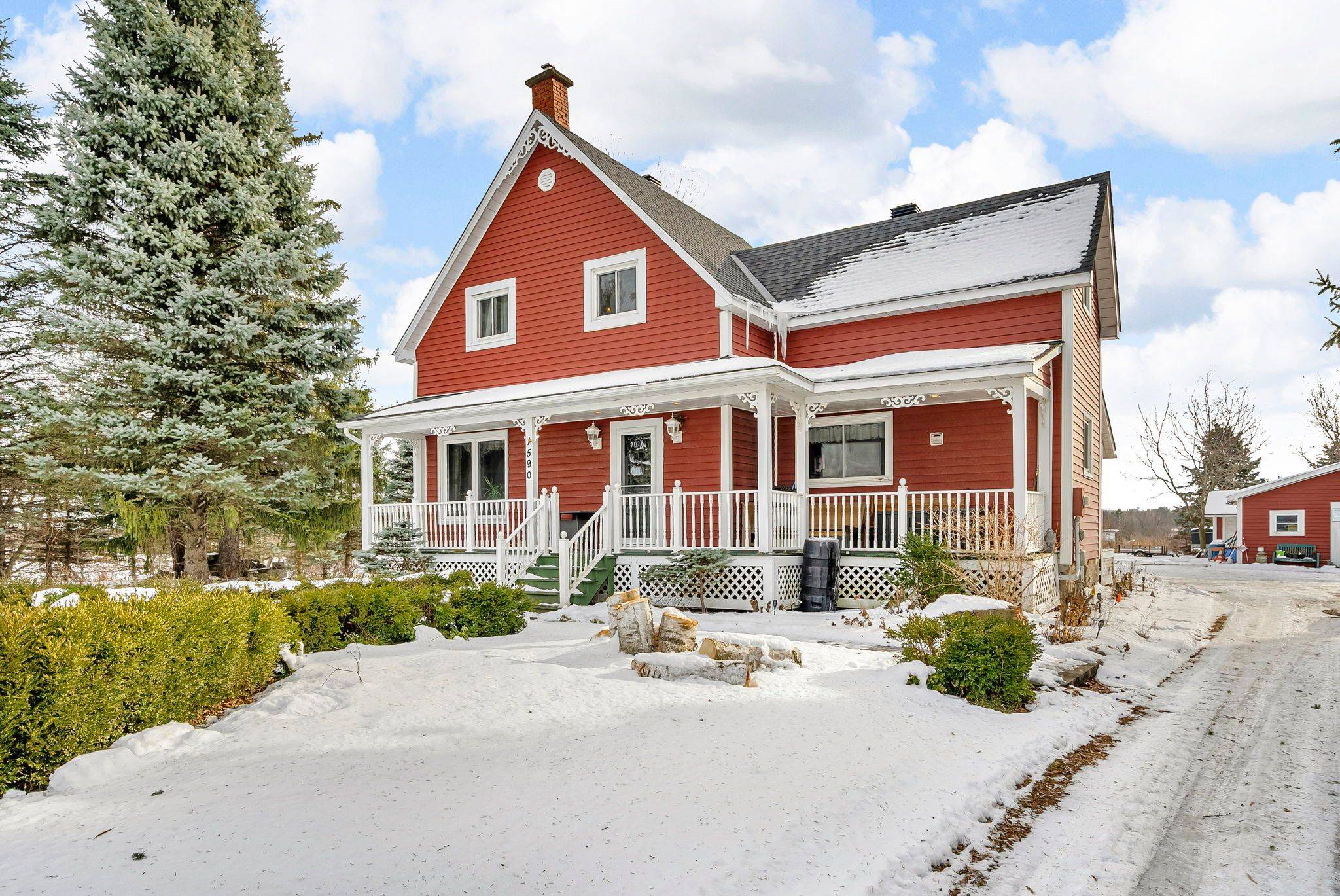 Cornwall, ON K6H 5R7,1590 Cornwall Centre RD