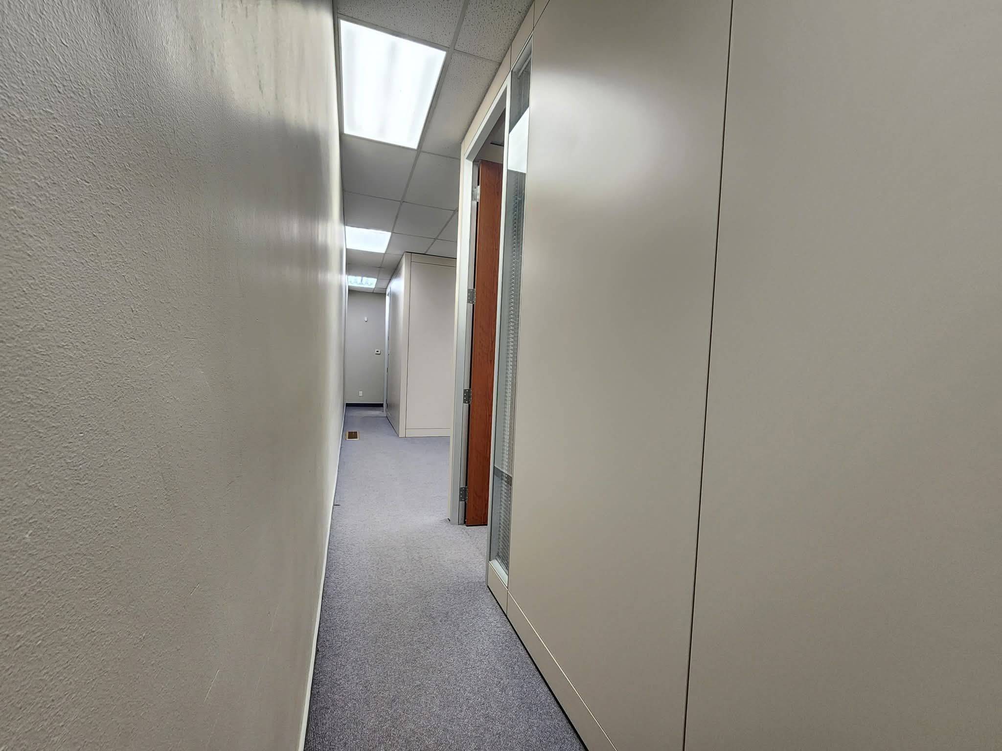 Cornwall, ON K6J 3P8,220 Pitt ST