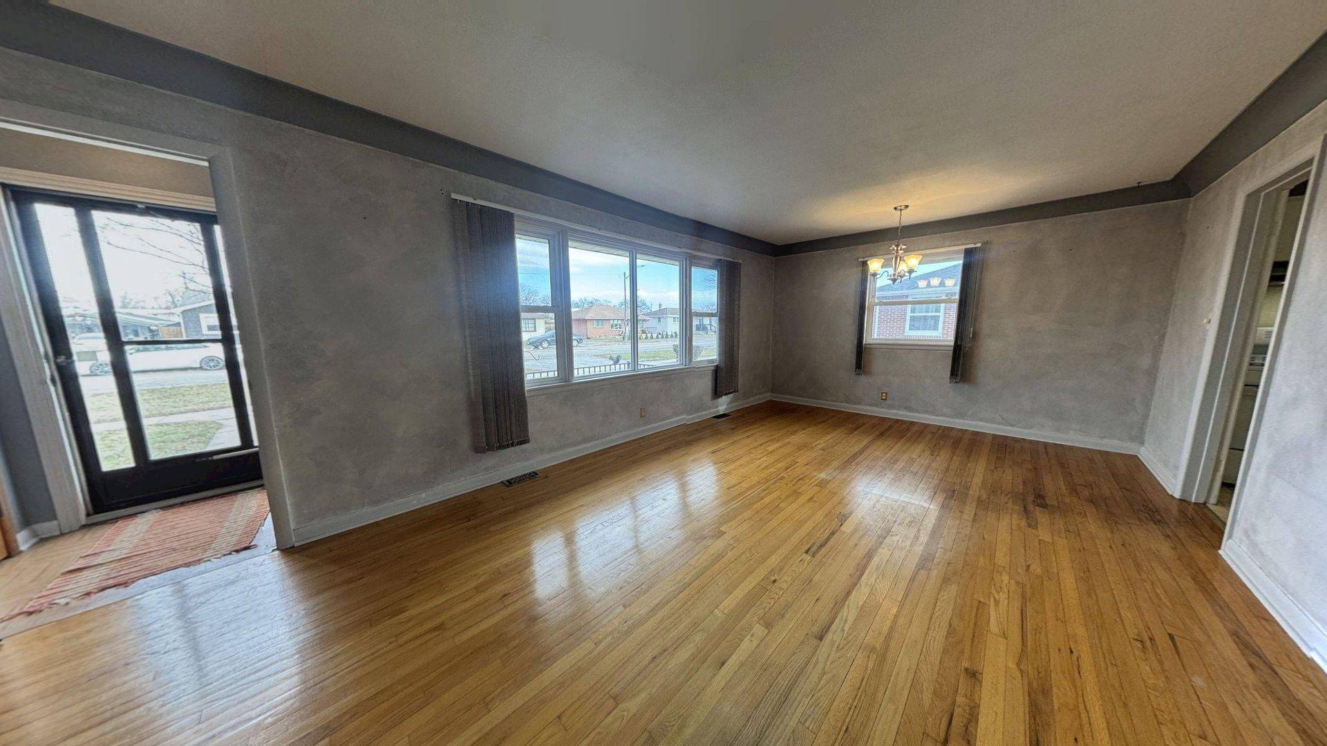 Essex, ON N8M 2V4,56 Stanley ST