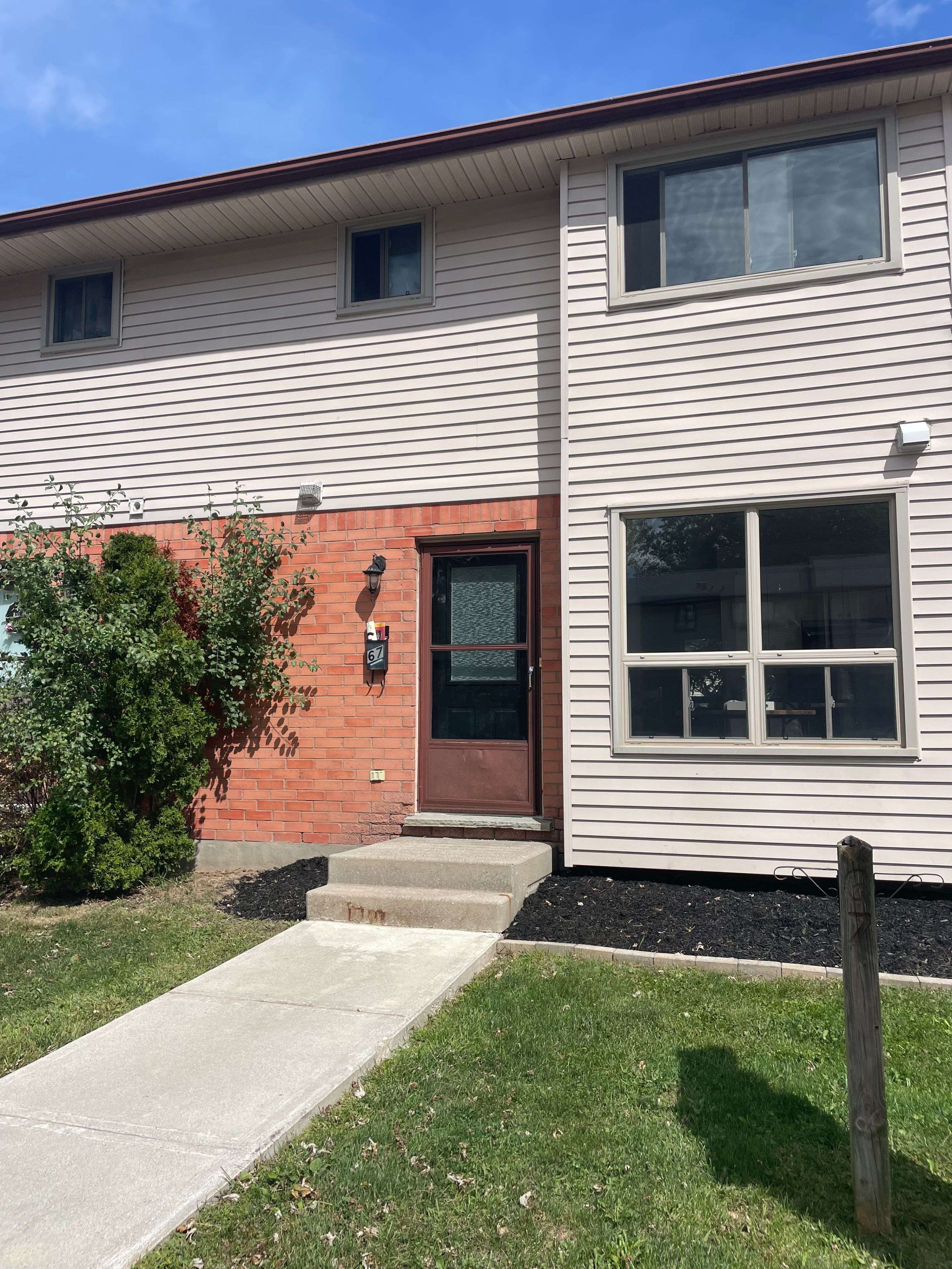 London South, ON N6J 4J3,135 BELMONT DR #67