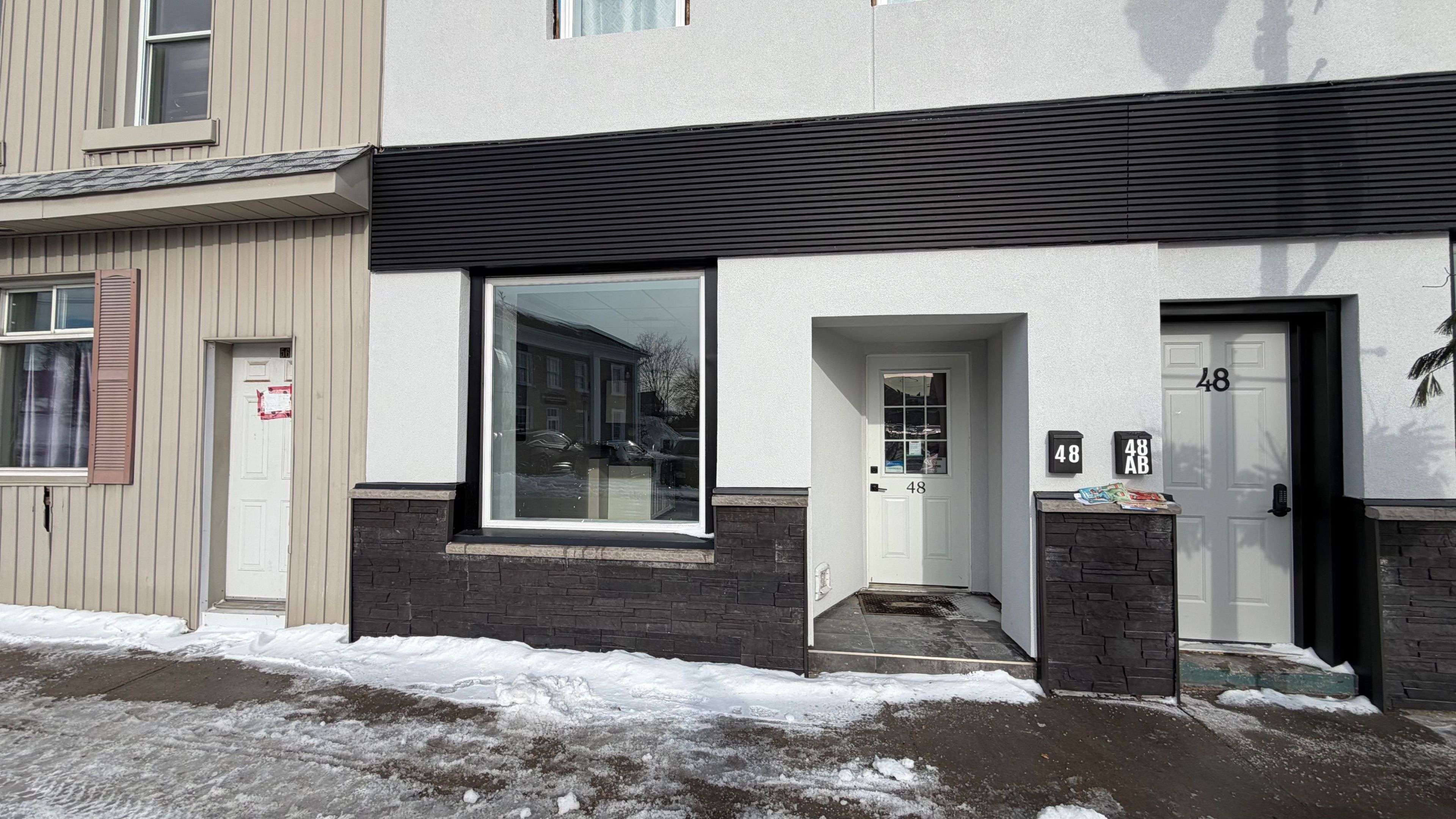 Quinte West, ON K8V 3V8,48 King ST