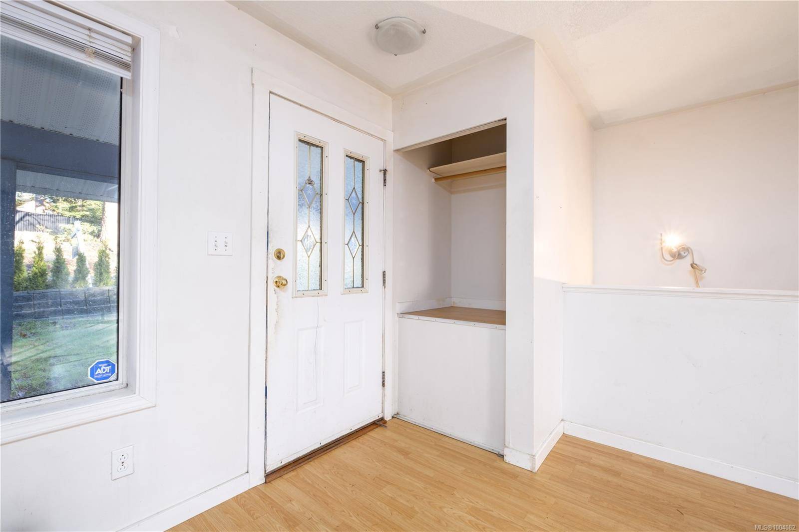 Campbell River, BC V9W 6E4,1526 Stag Rd