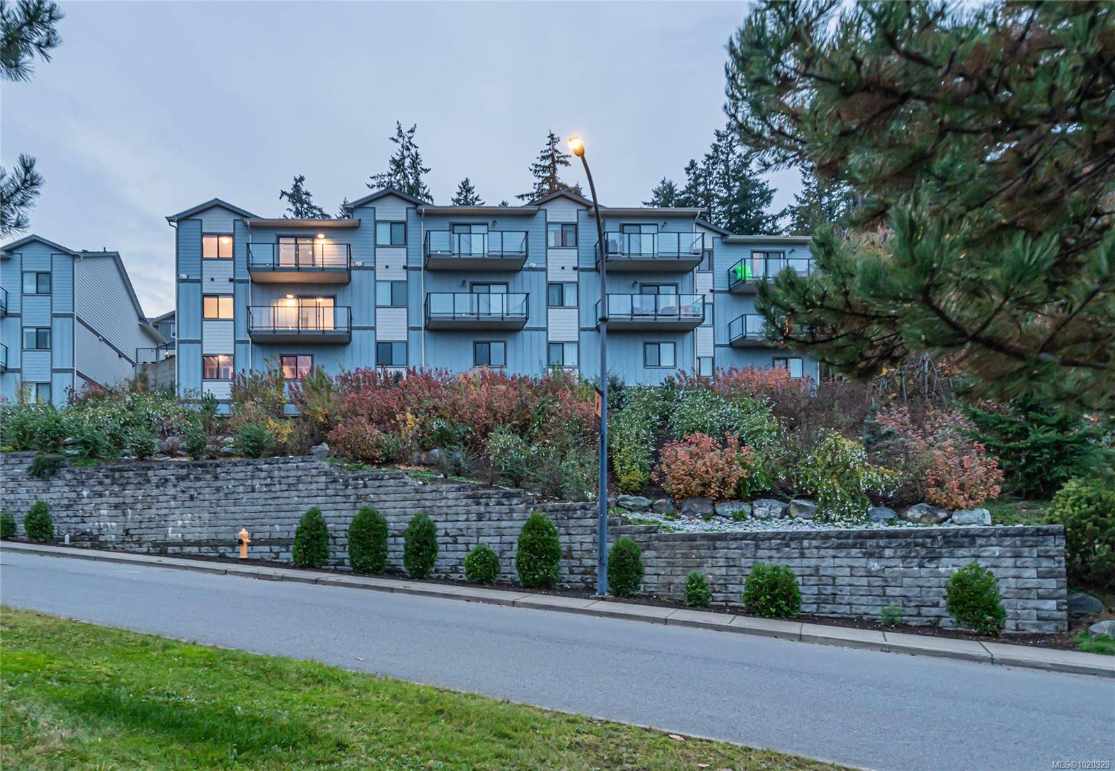 Duncan, BC V9L 0H8,3195 Herons Way #9