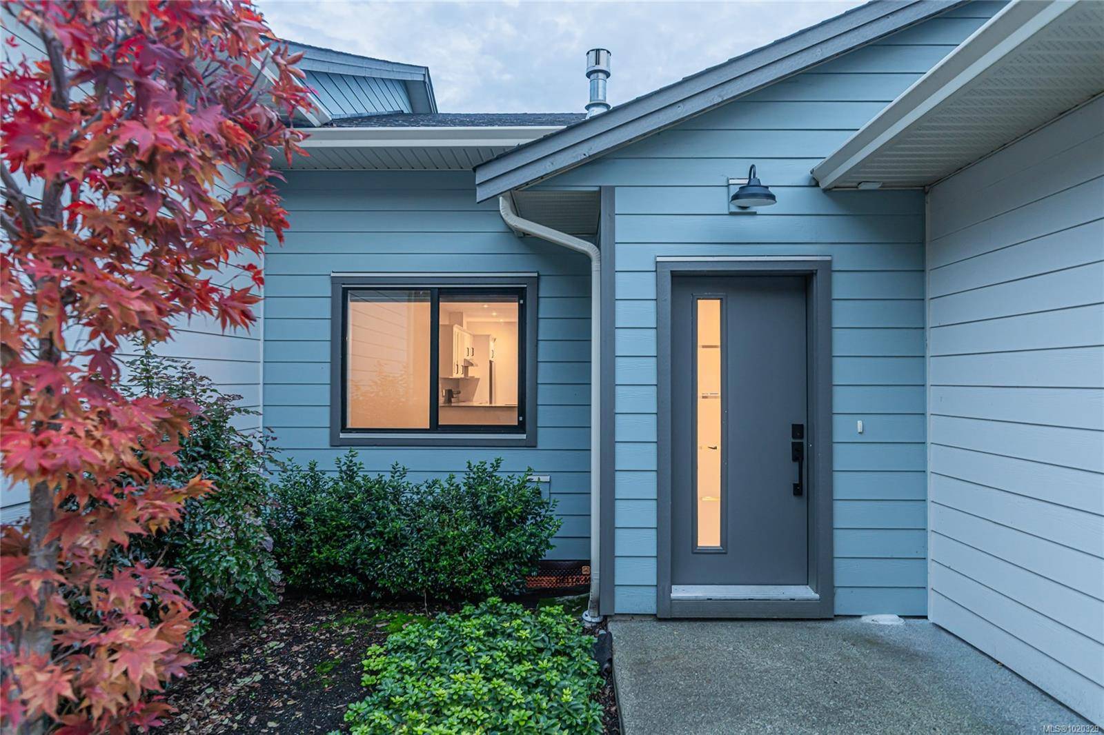 Duncan, BC V9L 0H8,3195 Herons Way #9