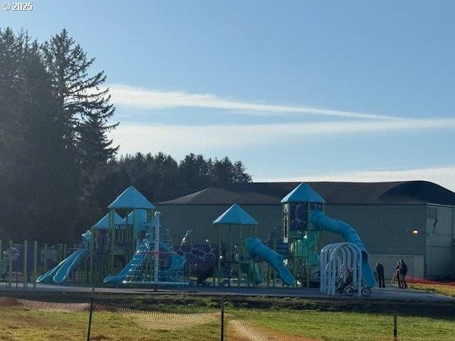 Waldport, OR 97394,1120 S CRESTLINE DR