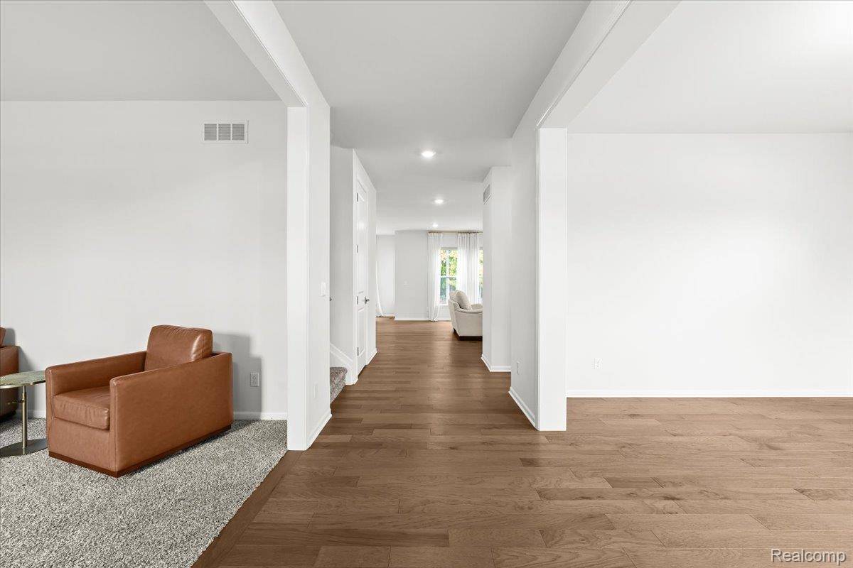 Shelby Twp, MI 48315,48255 Amber Lane DR