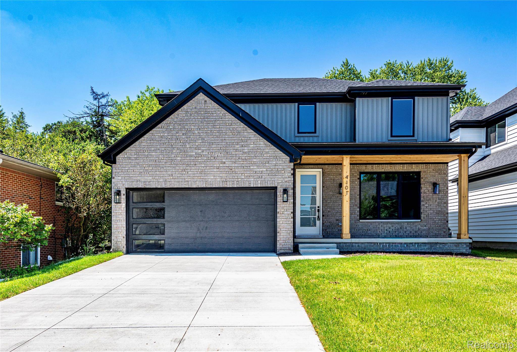 Royal Oak, MI 48073,4101 Devon RD