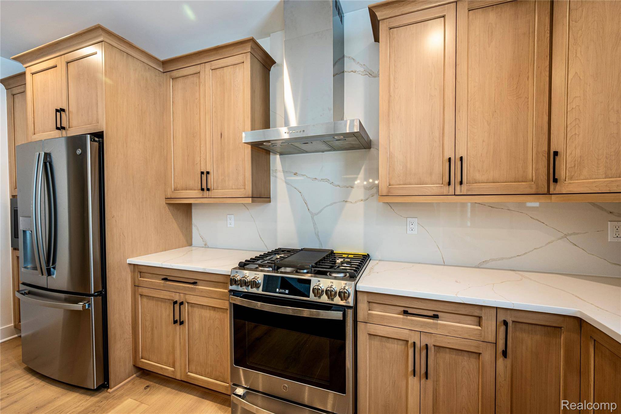 Royal Oak, MI 48073,4101 Devon RD