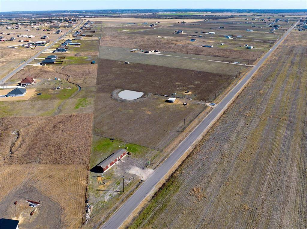 Kaufman, TX 75142,4400 county road 4101 Road