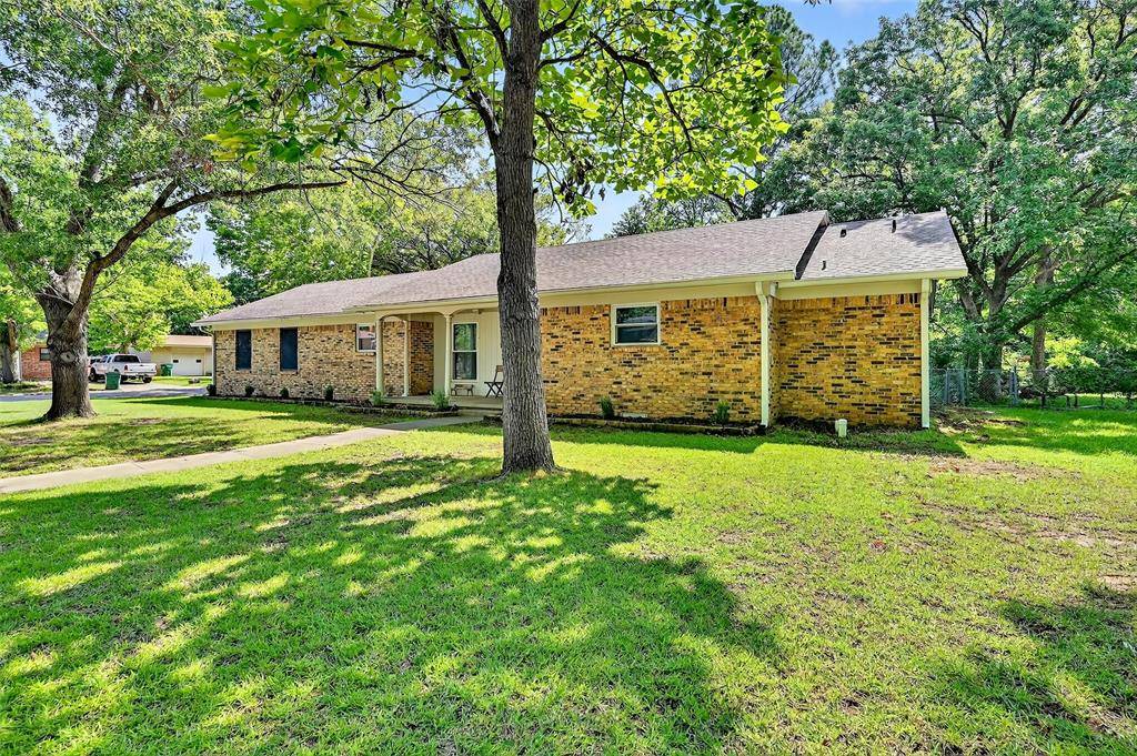 Gainesville, TX 76240,1914 Laurel Road