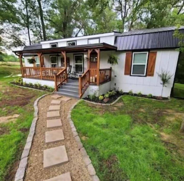 Mineola, TX 75773,311 County Road 2724