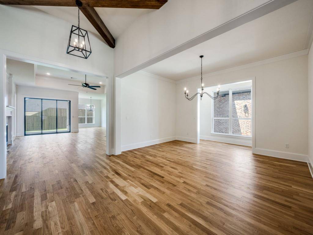 Denton, TX 76210,301 FAIRMOUNT