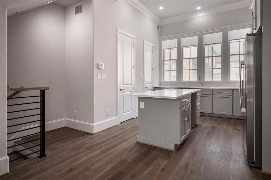 Addison, TX 75001,4112 Runyon Road