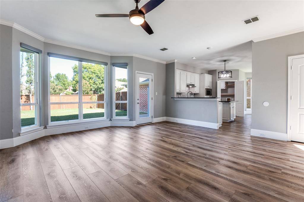 Carrollton, TX 75007,1104 Elk Trail