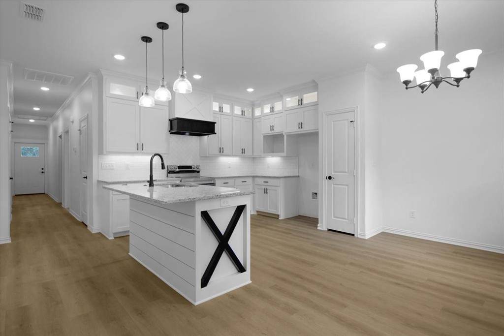 Tyler, TX 75702,1610 W Barrett Street