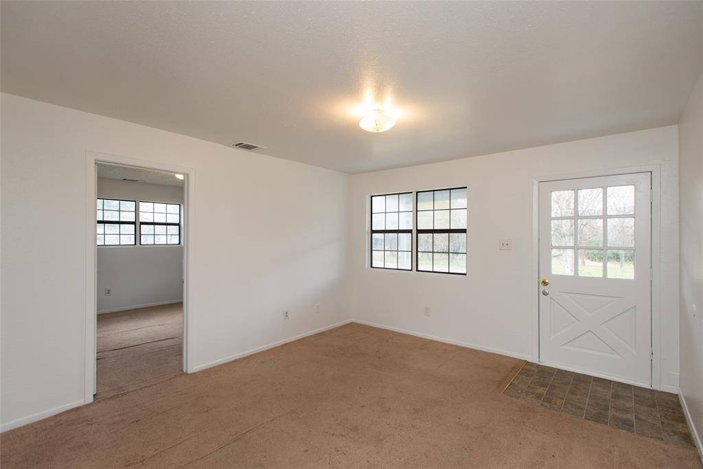 Kemp, TX 75143,8400 Lady Bird