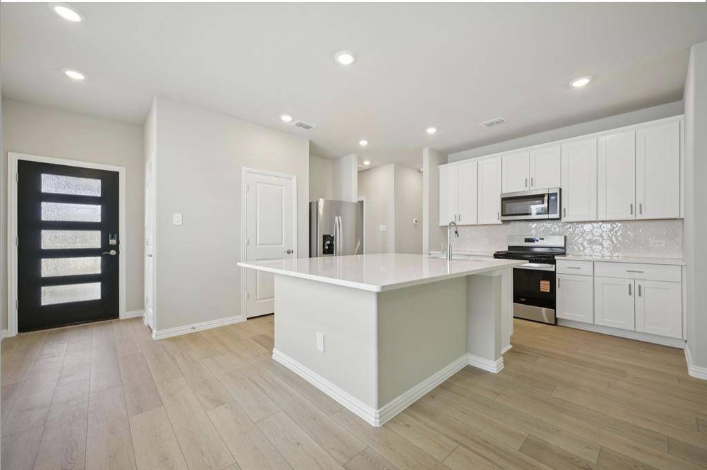 Mckinney, TX 75071,518 Clover Creek Drive