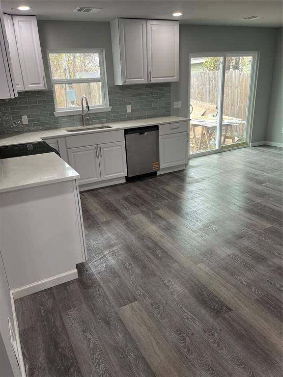 Dallas, TX 75215,3228 Elsie Faye Heggins Street