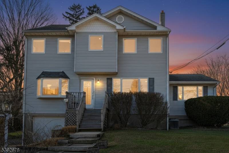 West Milford Twp., NJ 07421,8 Tyler Pl