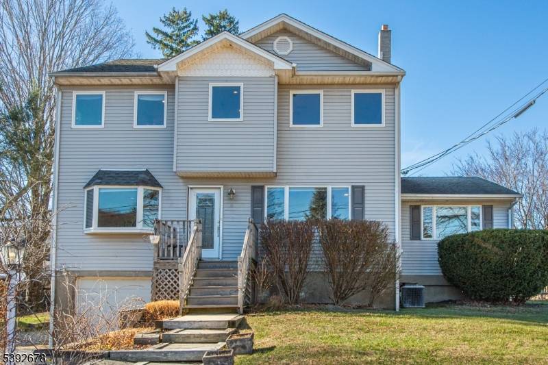 West Milford Twp., NJ 07421,8 Tyler Pl