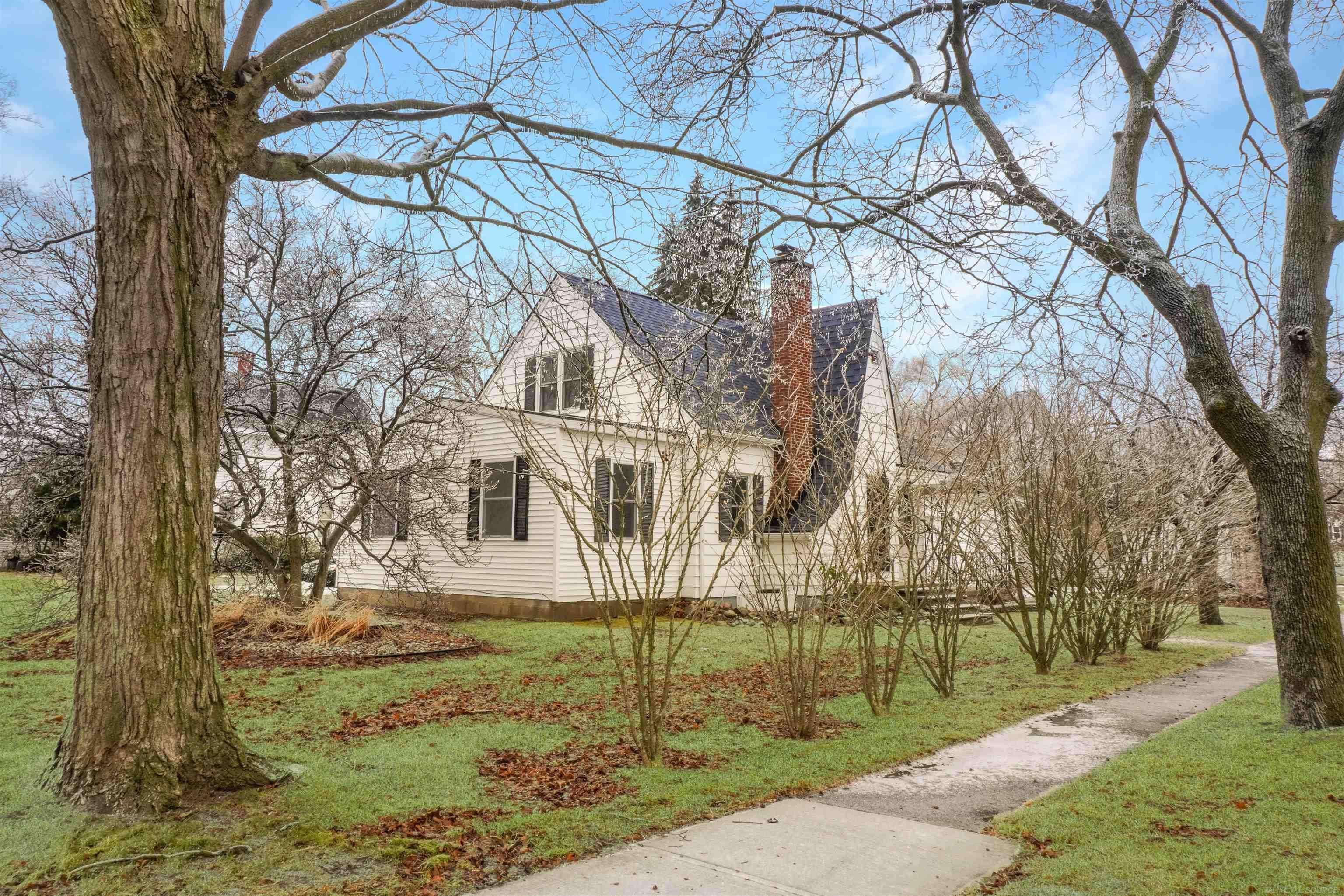 Imlay City, MI 48444,315 W 5th ST