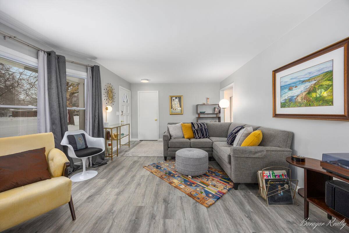 Grand Rapids, MI 49505,830 Russwood ST NE