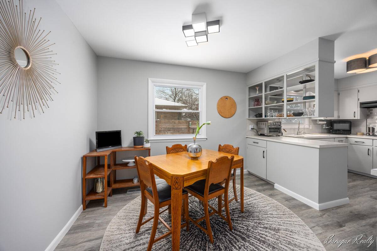 Grand Rapids, MI 49505,830 Russwood ST NE