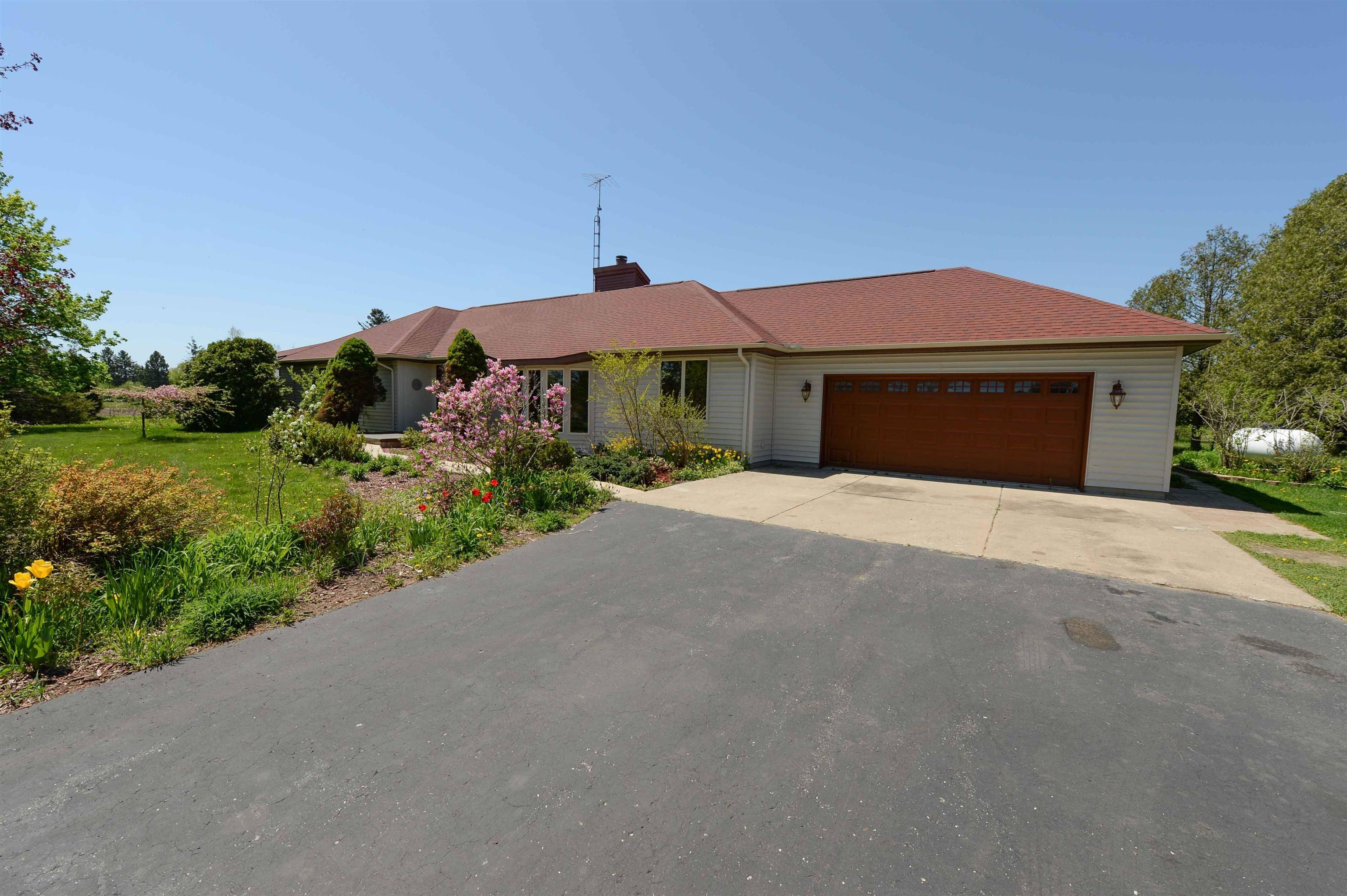 Tawas City, MI 48763,631 N Kobs RD