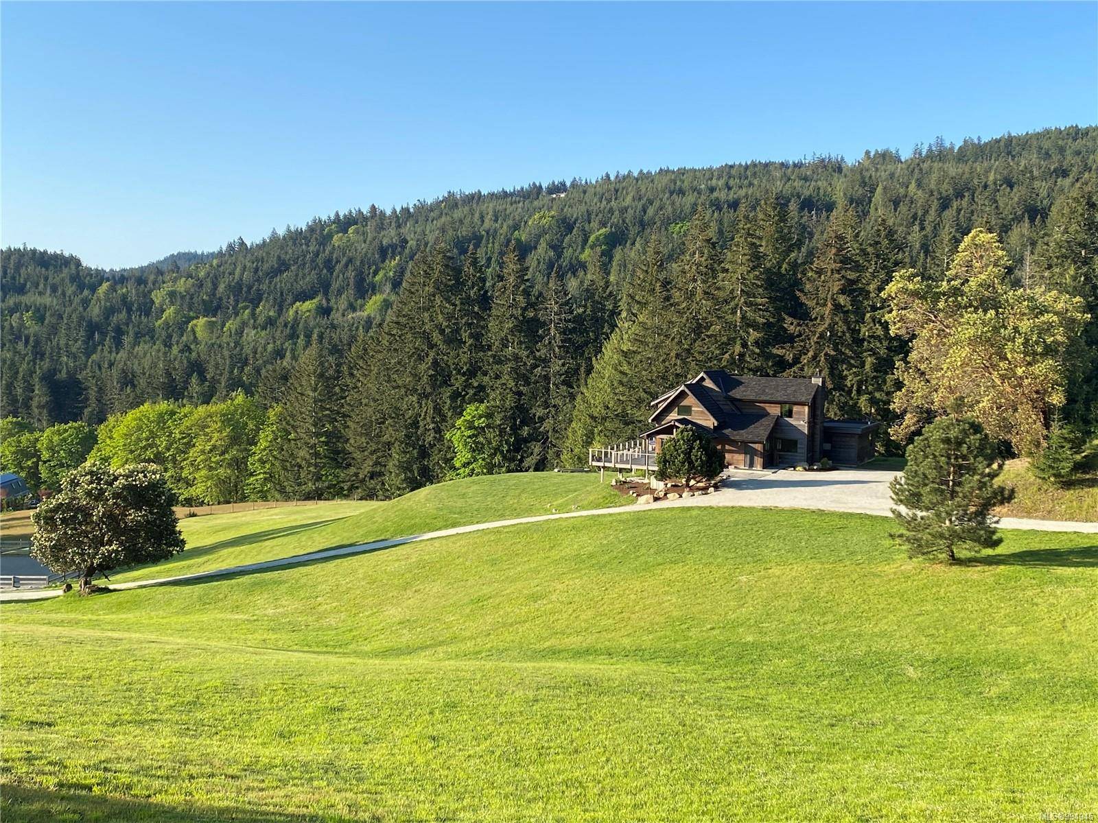 Salt Spring, BC V8K 2H2,445 Cranberry Rd