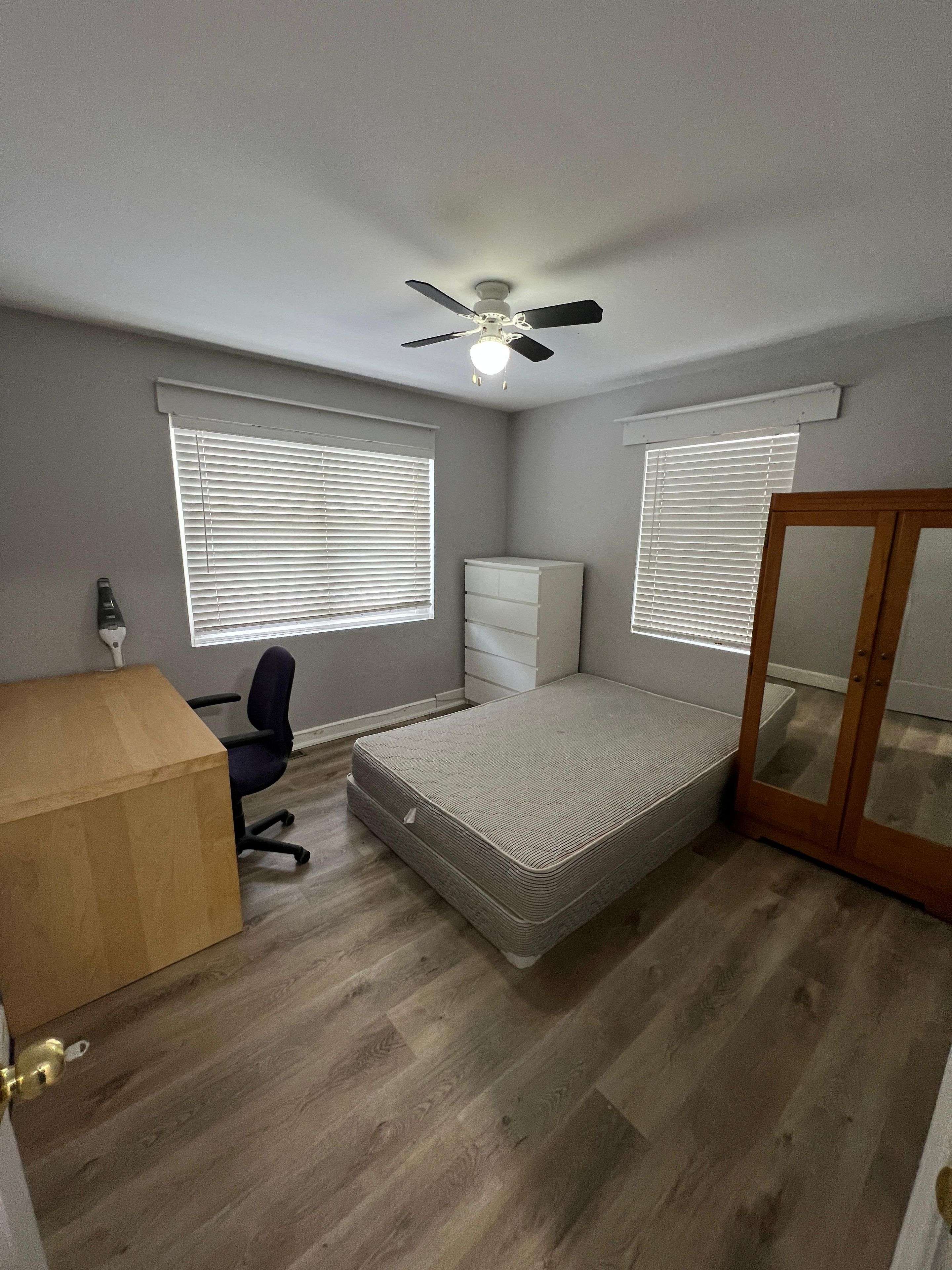 Toronto E10, ON M1C 1E2,7 Watson ST #Main