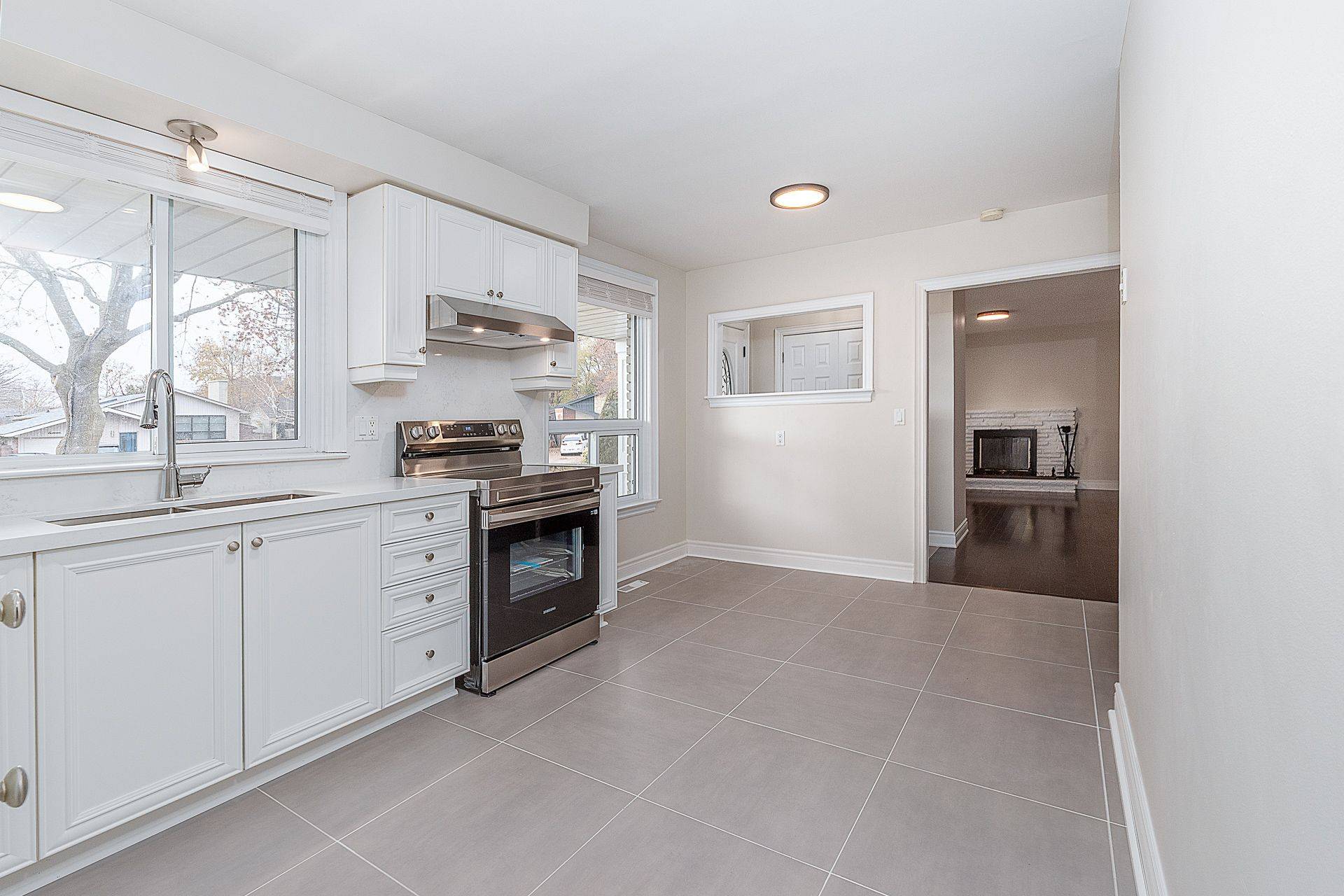 Ajax, ON L1S 2X4,14 Taylor RD