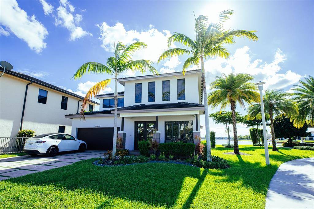 Miami Lakes, FL 33018,15934 NW 87th Ct