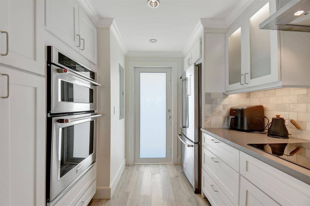 Fort Lauderdale, FL 33301,800 SE 4th St #302