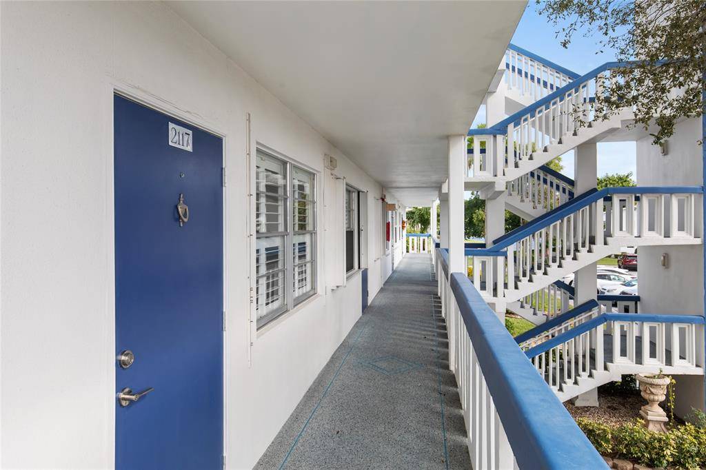 Deerfield Beach, FL 33442,2117 Newport U #2117